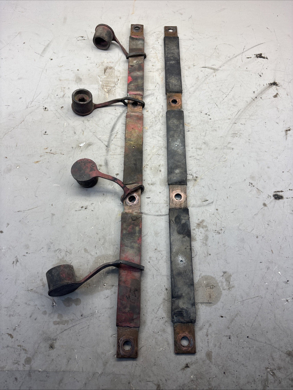 OEM Volvo Truck Battery Jumper Strap Bus Bar Positive / Negative - PN 21107828