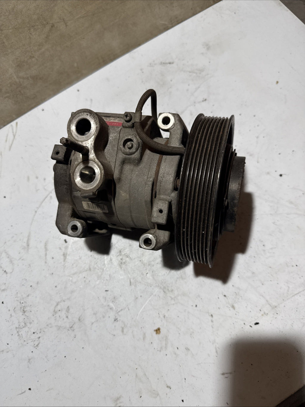 8 Groove A/C Compressor 22-65771-001 for Freightliner Trucks 10S15C 2011-2017
