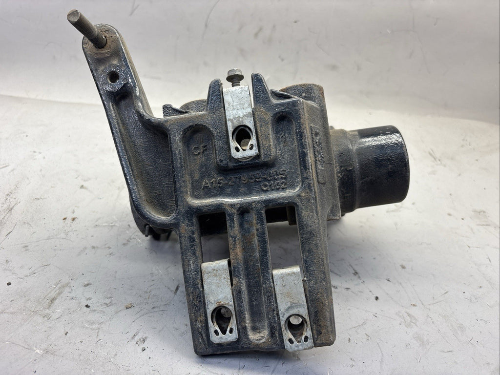 FREIGHTLINER - Tow Housing Brkt, RH A15-27959-005