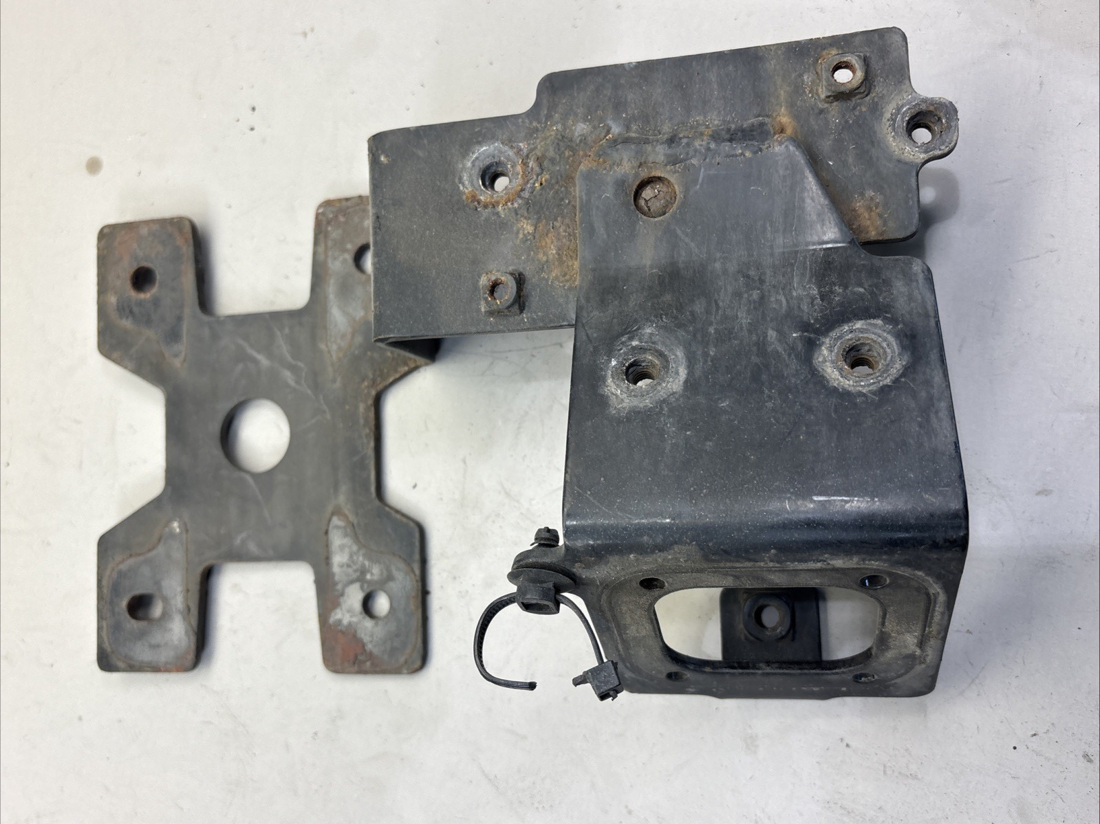 MACK BRACKET 22754945