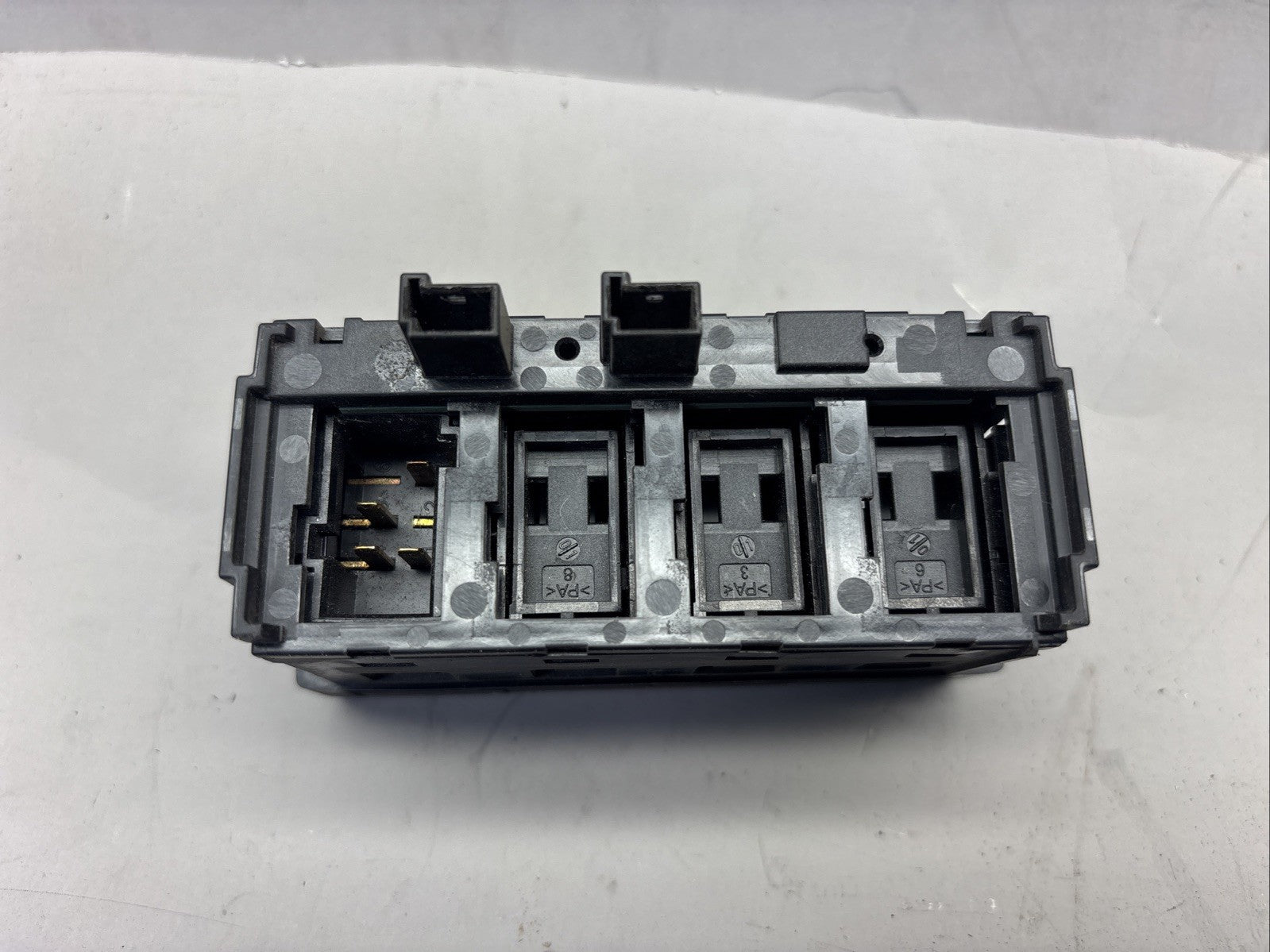 Freightliner OEM A06-90732-000 Sleeper Switch Panel