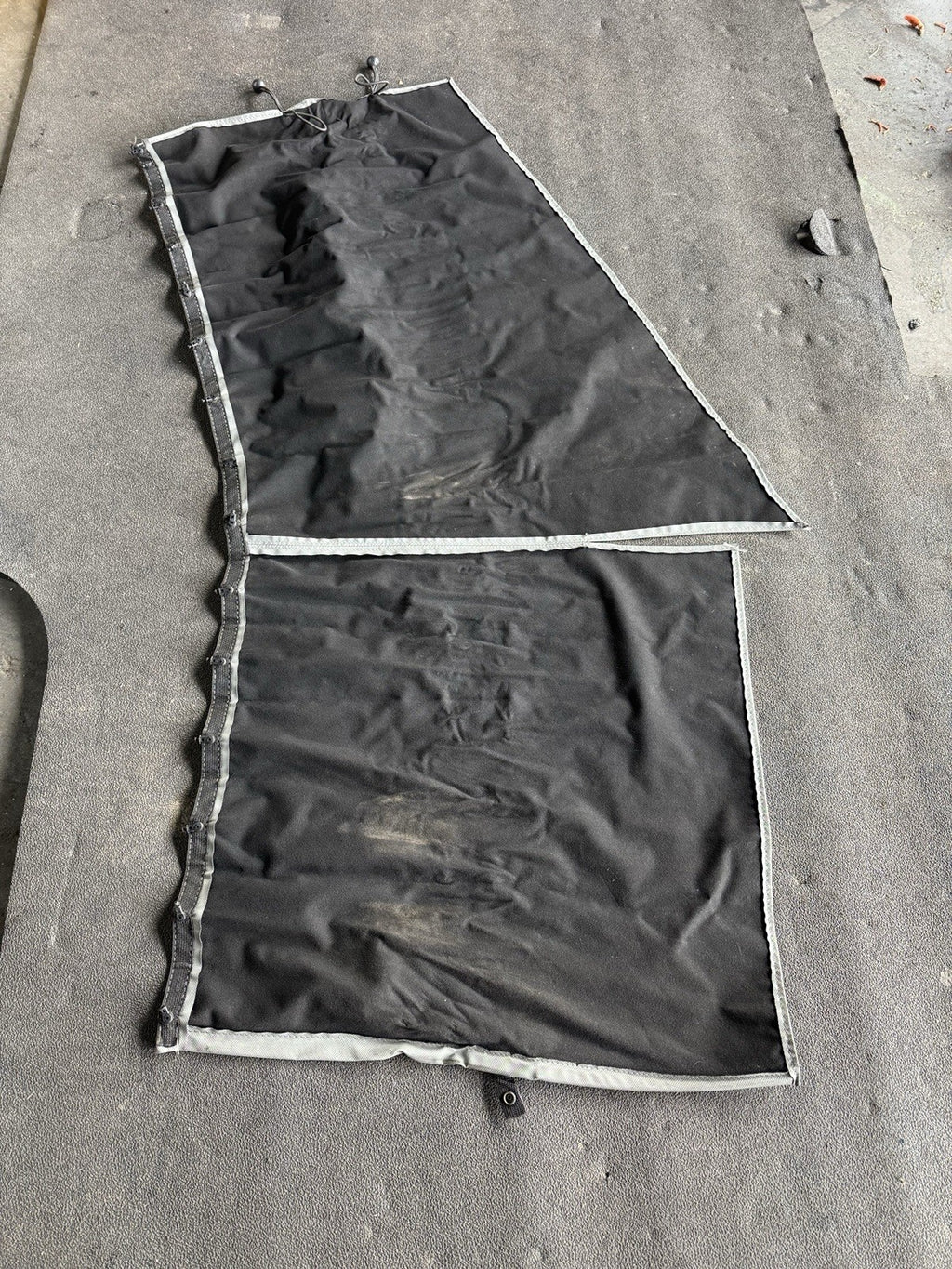 Kenworth T680 Windshield Curtains Grey 2021 OEM