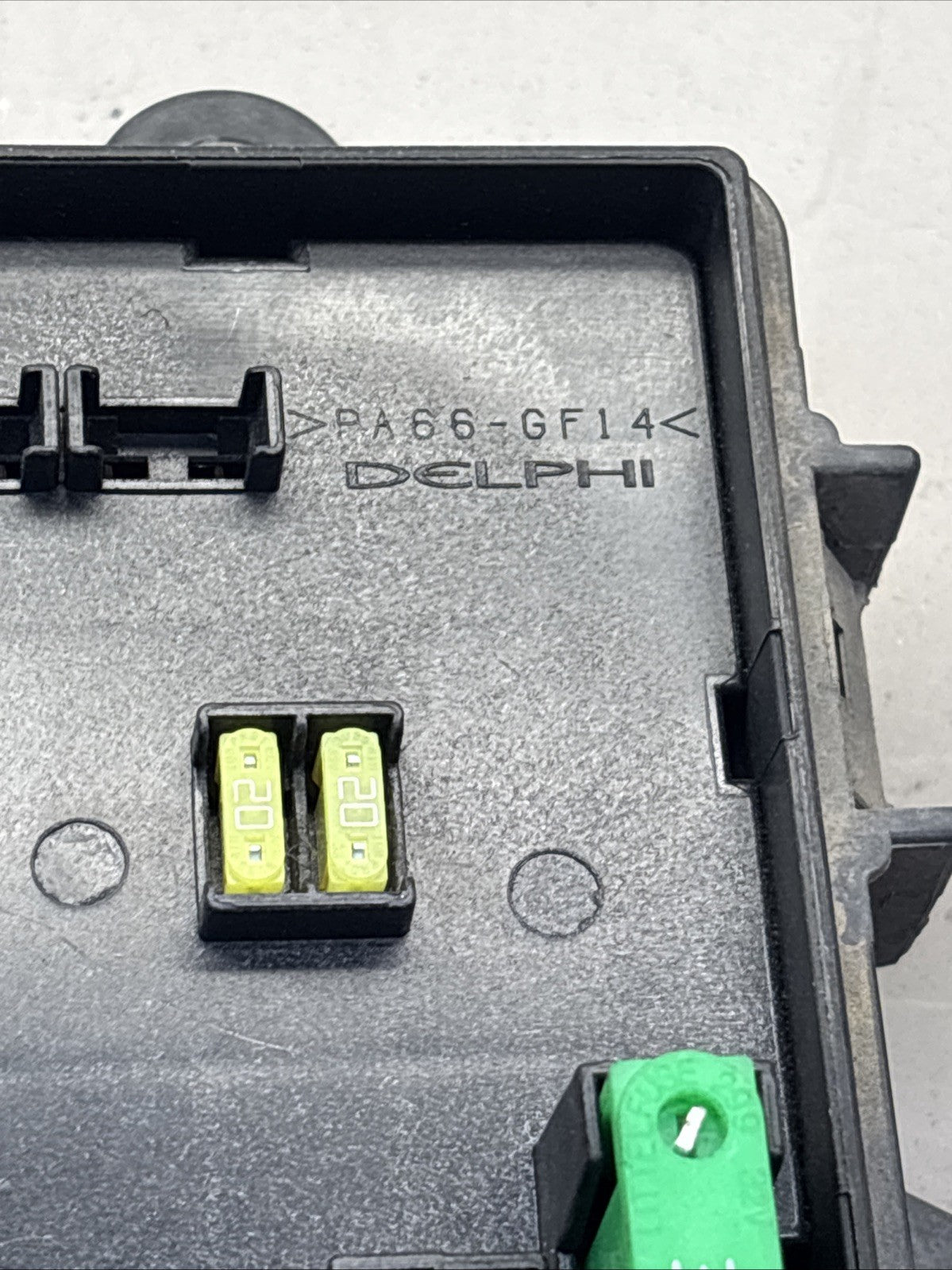 Replaces DELPHI PA66-GF14 2012 VOLVO VNL FUSE BOX ,  WA