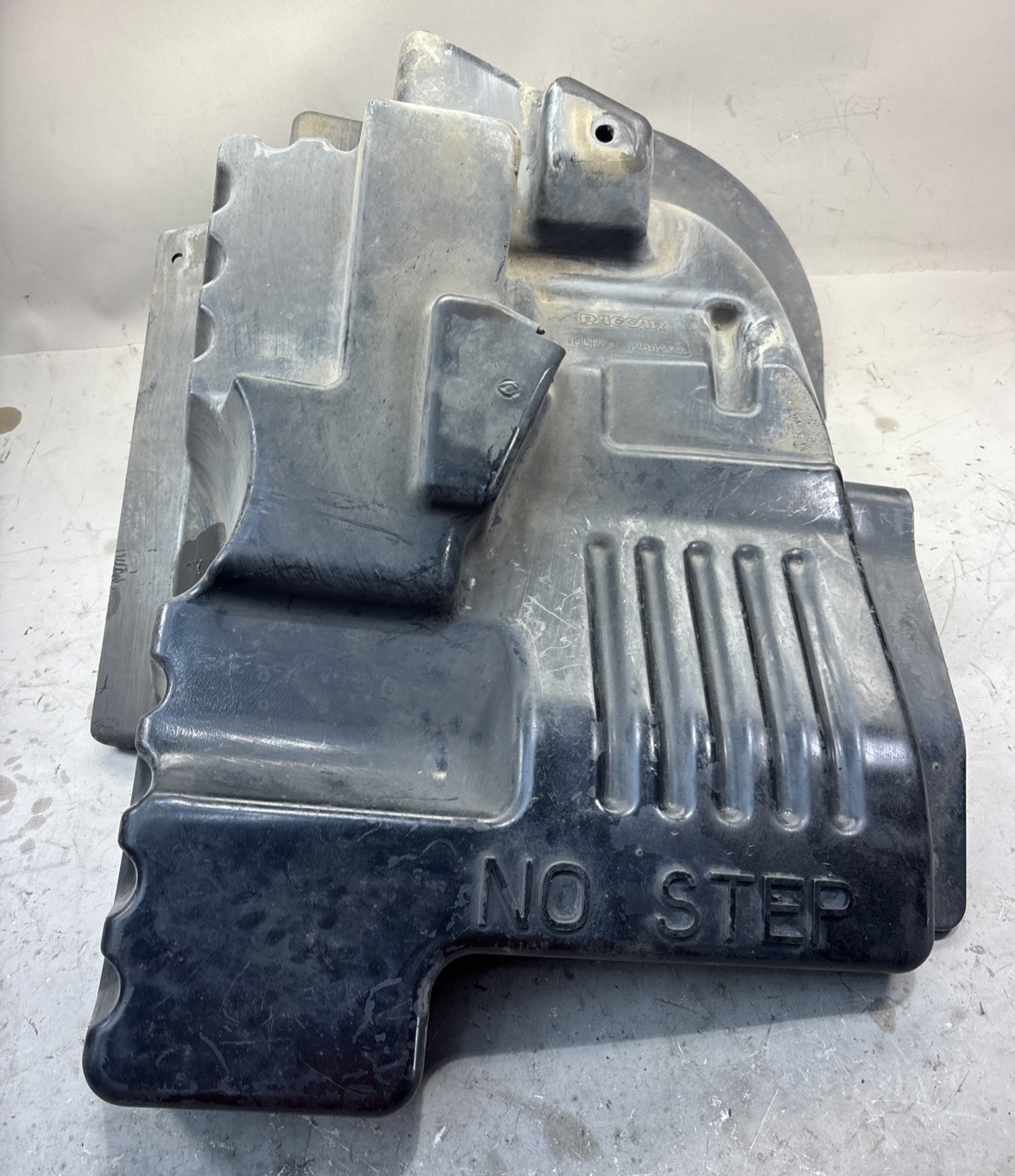 12844AA Genuine Paccar Left Inner Fender