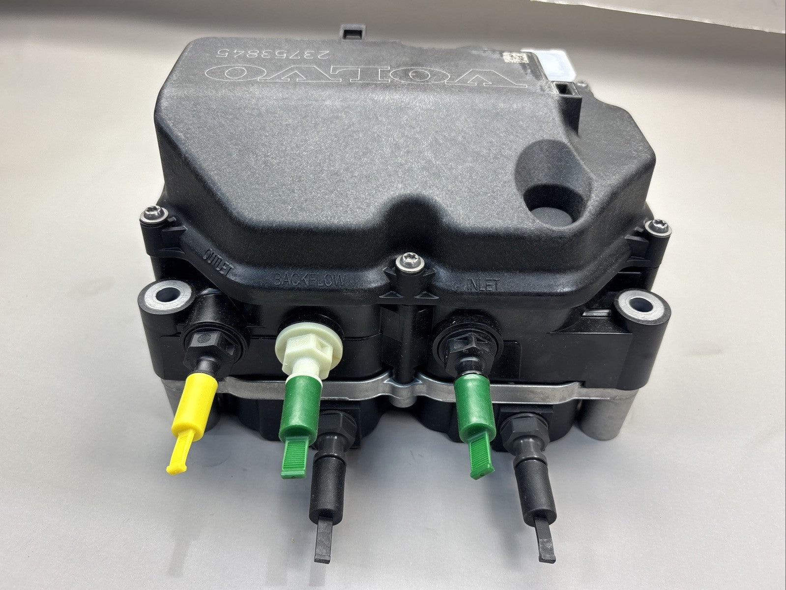 Genuine Volvo Bosch Mack DEF Pump MP8 D13 12V 23753850 replace 23753845 21577511