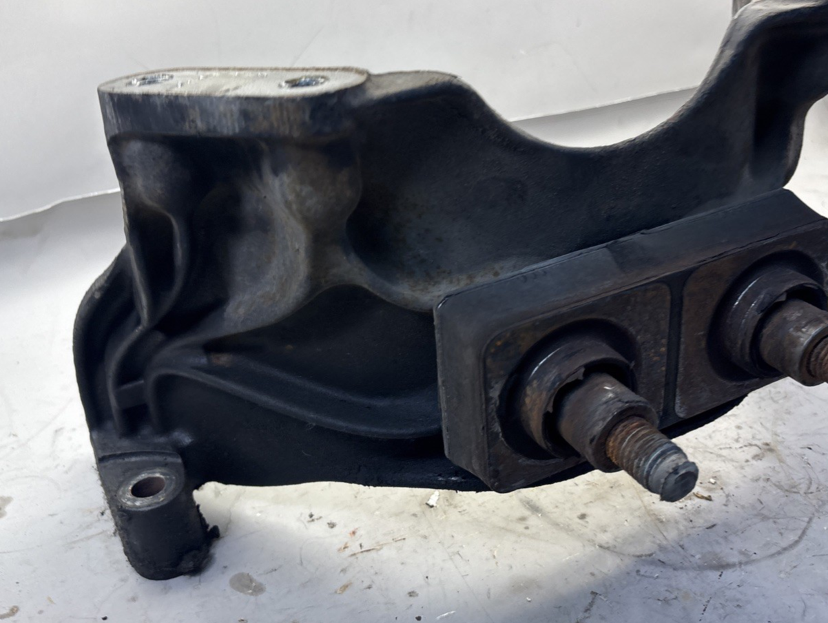 Detroit DD15 Engine Mount - Used | P/N A4722232104