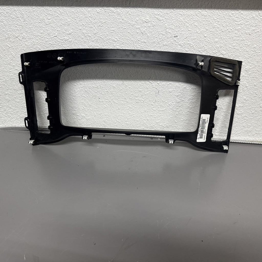 2018-2024 FREIGHTLINER CASCADIA FRONT UPPER DASH TRIM PANEL 22-73782-010 OEM
