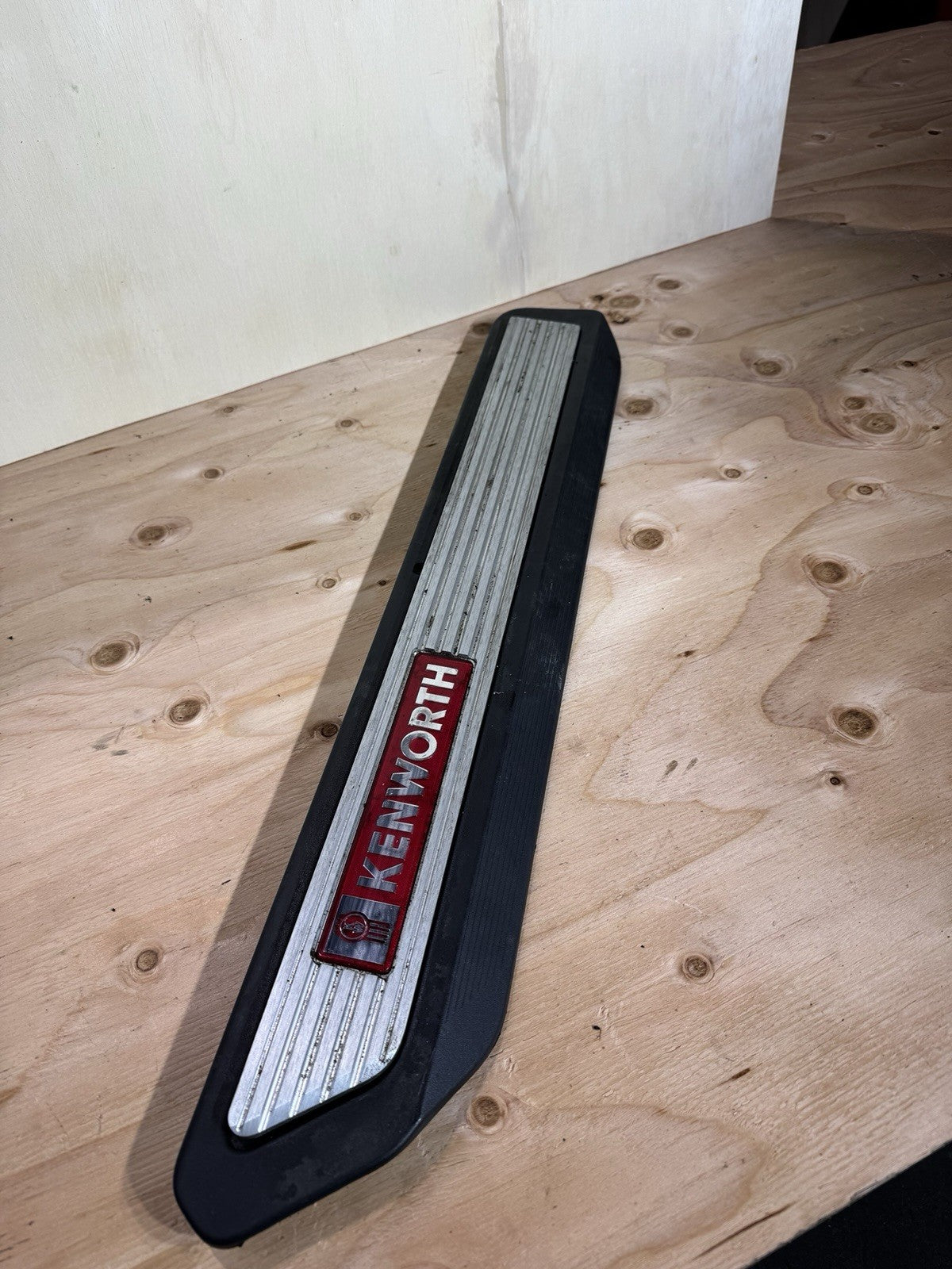 Paccar KW  Interior Door Trim Panel  S60-1562-000
