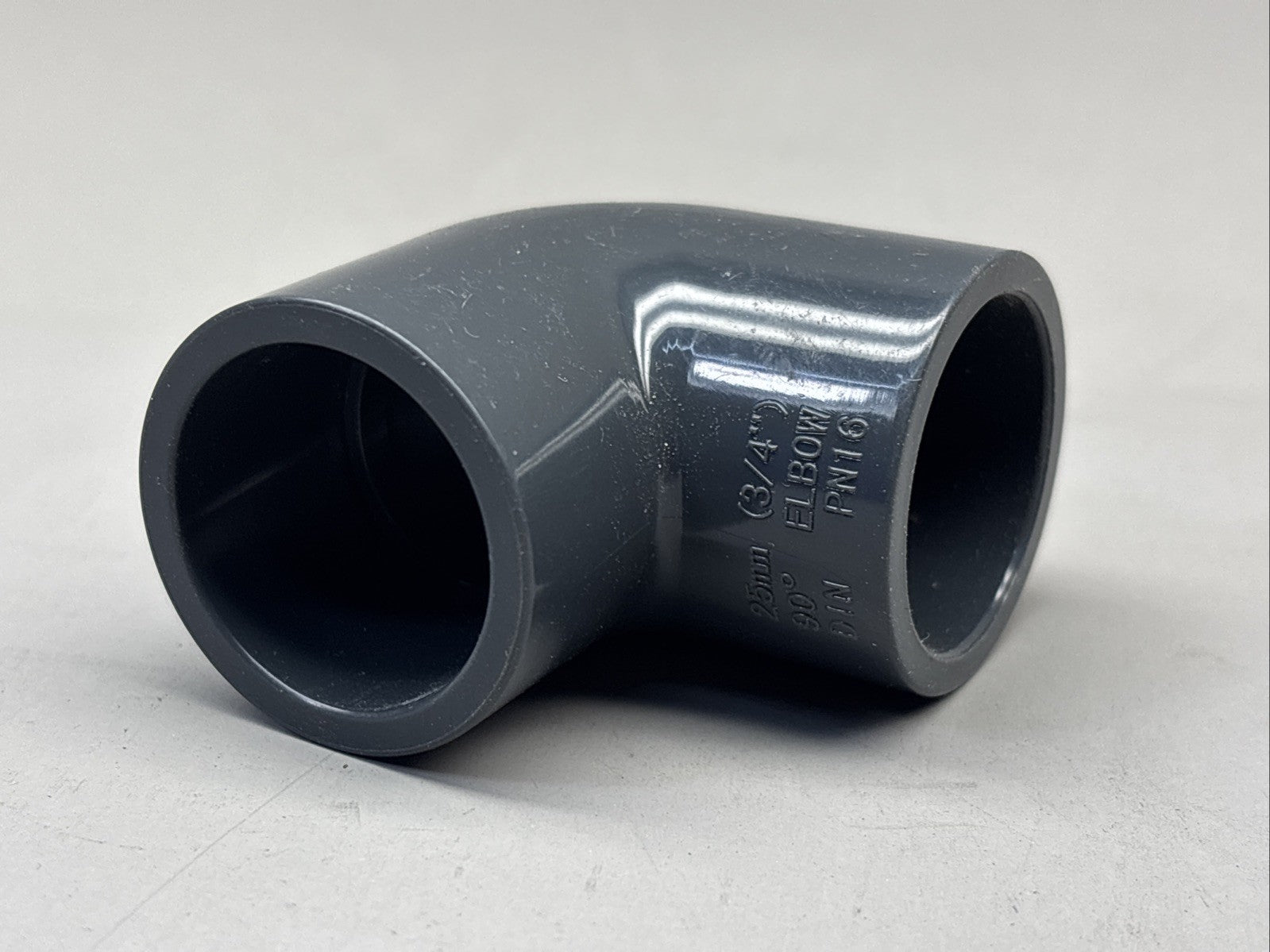 New Lot of 16 PCS  UPVC 3/4” 90 Degree Elbow Socket Connect PN16
