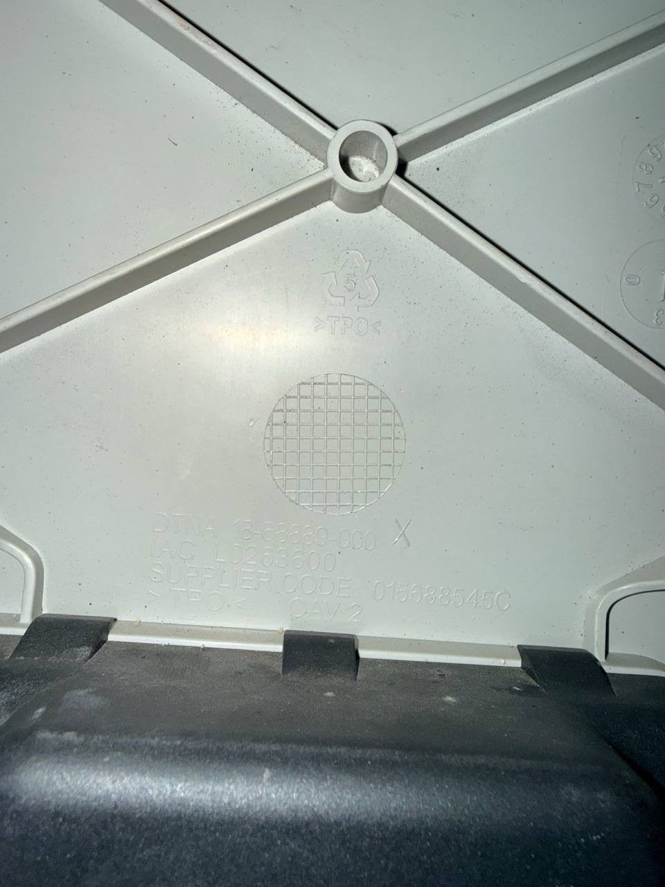 FREIGHTLINER CASCADIA LEFT OVER HEAD STORAGE CABINET DOOR 18-68889-000