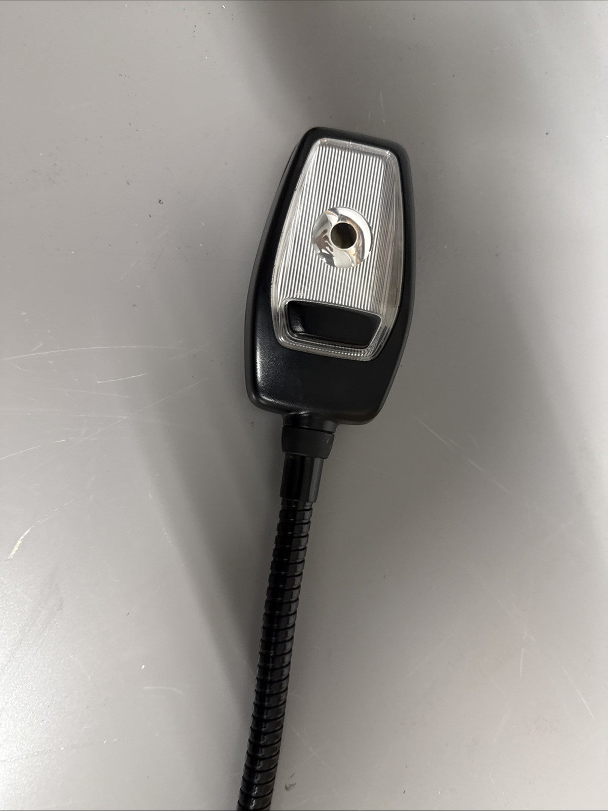 Cracked Freightliner Snake Task Lamp - P/N   A22-73827-000