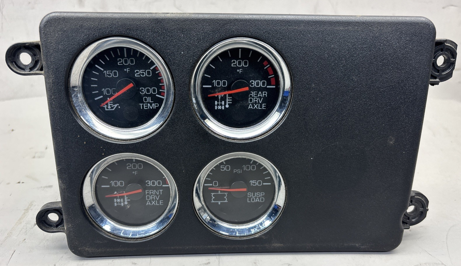 PACCAR Kenworth   Cluster Panel W/ 4 Gauges  P/N: S64-1284-0400