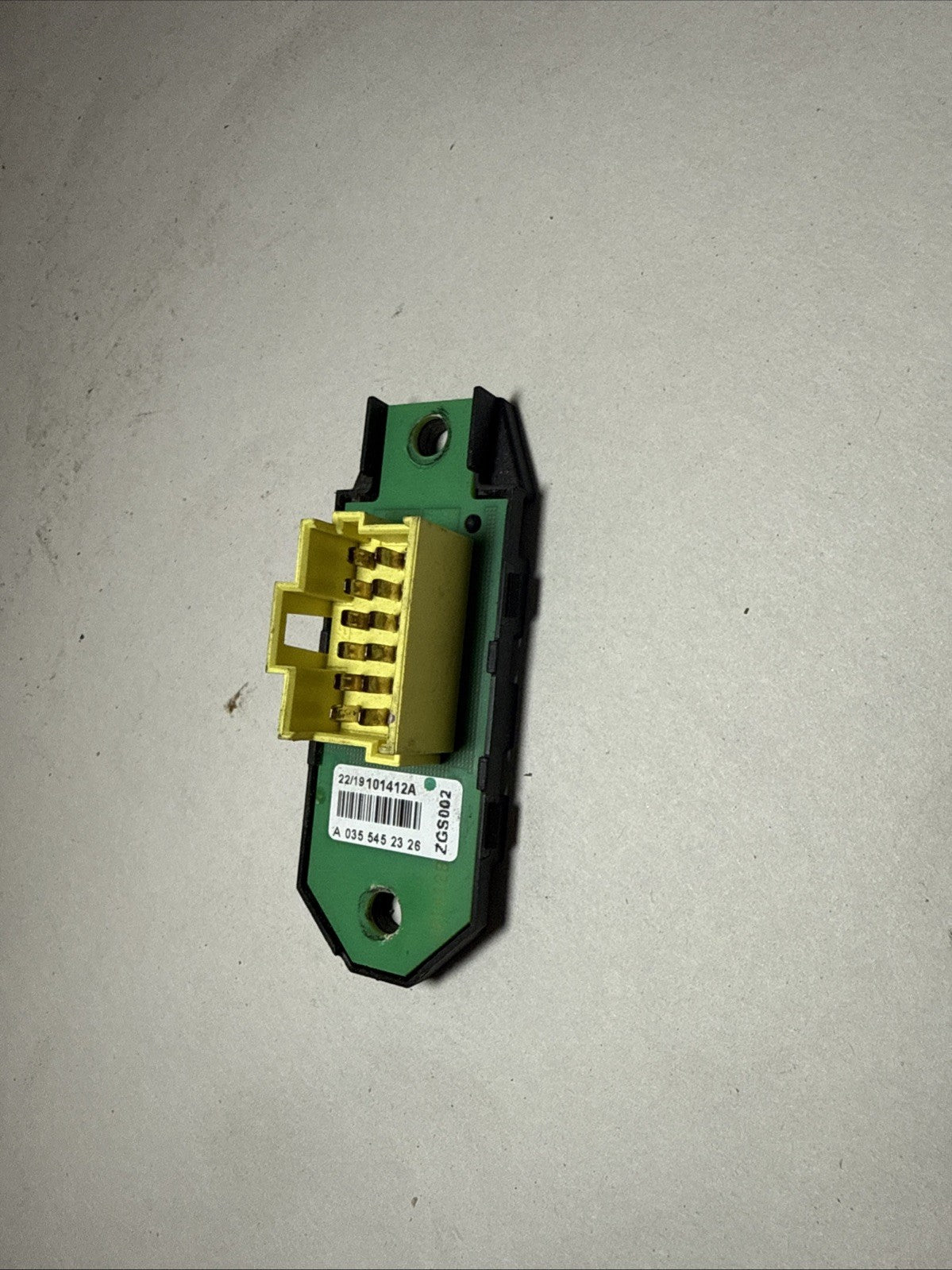 FREIGHTLINER CASCADIA A035 545 23 26,   OEM,PLUG, COUPLING HOUSING    7513