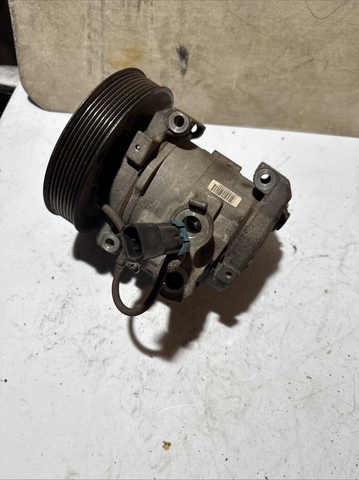 8 Groove A/C Compressor 22-65771-001 for Freightliner Trucks 10S15C 2011-2017