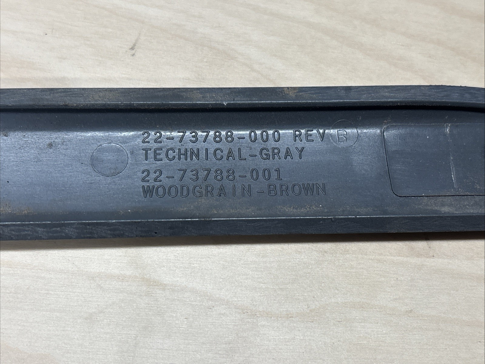 2018-24 FREIGHTLINER CASCADIA 126 RIGHT SIDE DASH DASHBOARD TRIM MOLDING OEM