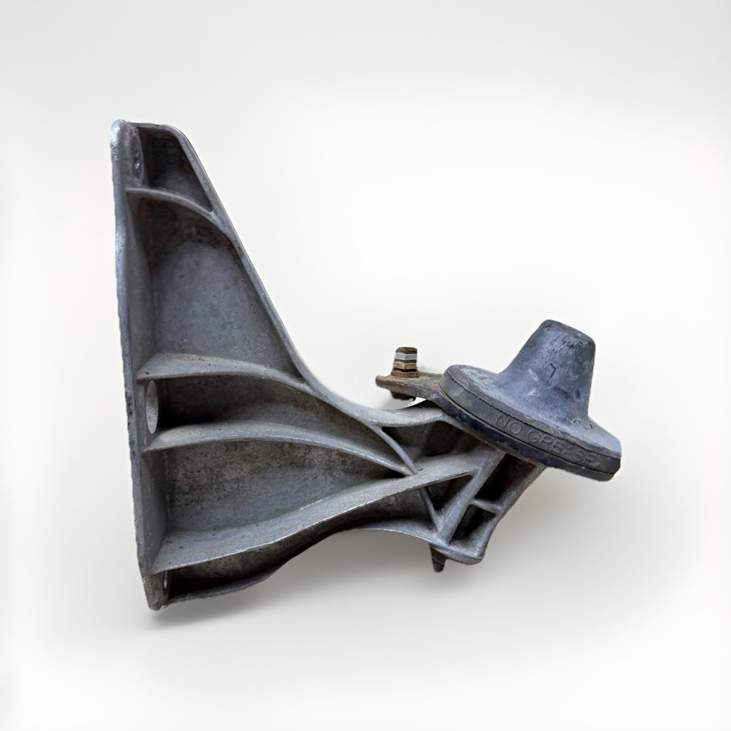 Freightliner CASCADIA LHHood Support Mount Bracket - P/N: M17459L