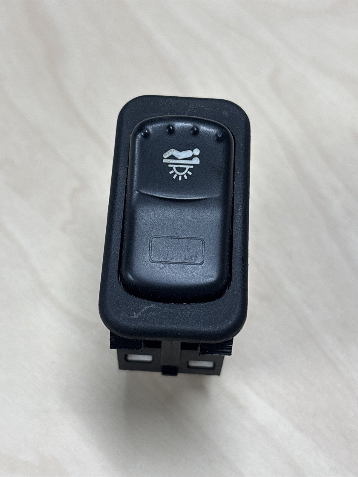 2014-2025 KENWORTH T680 PACCAR CAB FOOTWELL LIGHT ROCKER SWITCH P27-1157-003