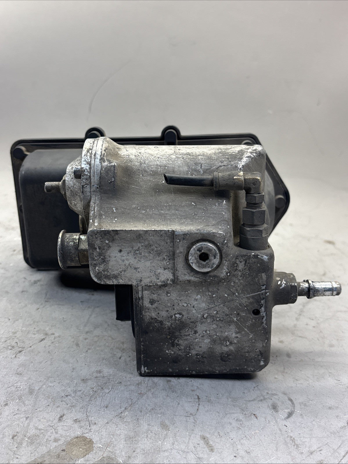 A0001403078 Freightliner DD15 DEF Exhaust Fluid Pump  A 000 140 3078