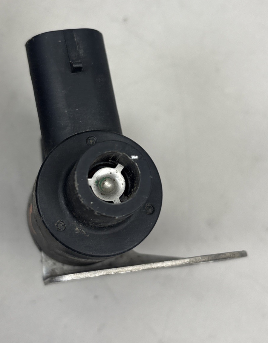 FREIGHTLINER CASCADIA ENGINE COOLING FAN CLUTCH SOLENOID VALVE OEM K072346