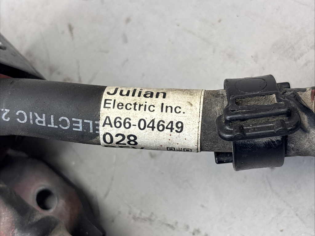 FREIGHTLINER A66-04649-028 , BUSBAR AND CABLE ASSEMBLY MOLDED