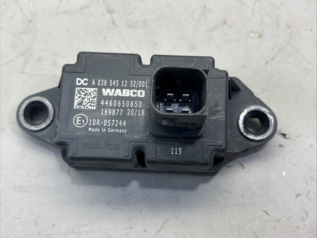 FREIGHTLINER Wabco Electronic Stability Control   A 038 545 12 32/001