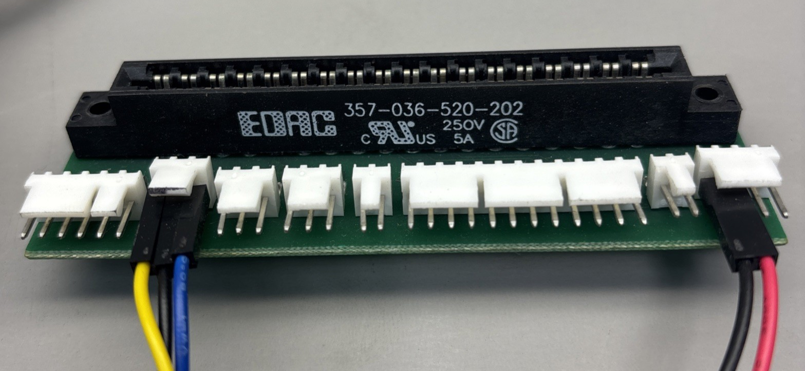 EDAC 357-036-520-202, Connector Card 5A 250V with power connection. RoHS USB