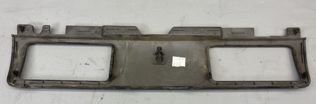 Kenworth Paccar Dash AC Vent Trim Panel S18-1034 From 2019 T680