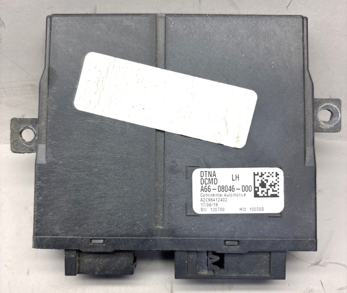 A66-08046-000 Freightliner Left Door Module