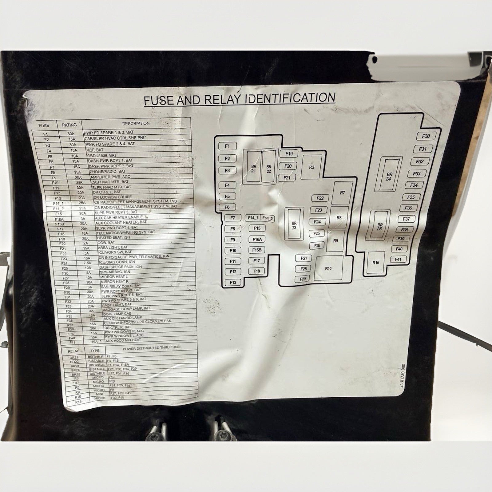 DAIMLER PX125064S T GLOVE BOX PULL FROM 2019 FREIGHTLINER