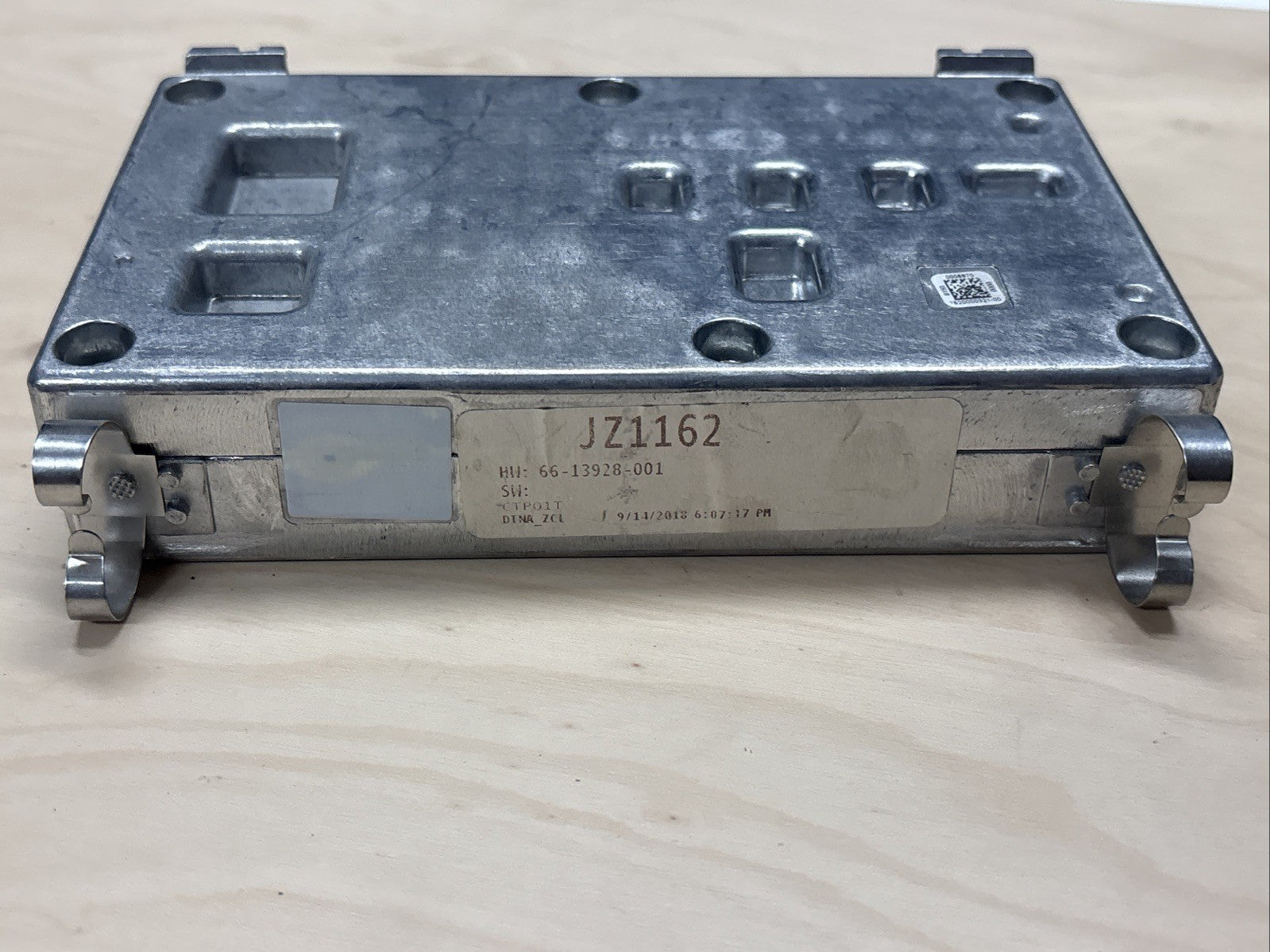 BOSCH Freightliner Cascadia Telematric Control Module 66-13928-001, 661392800