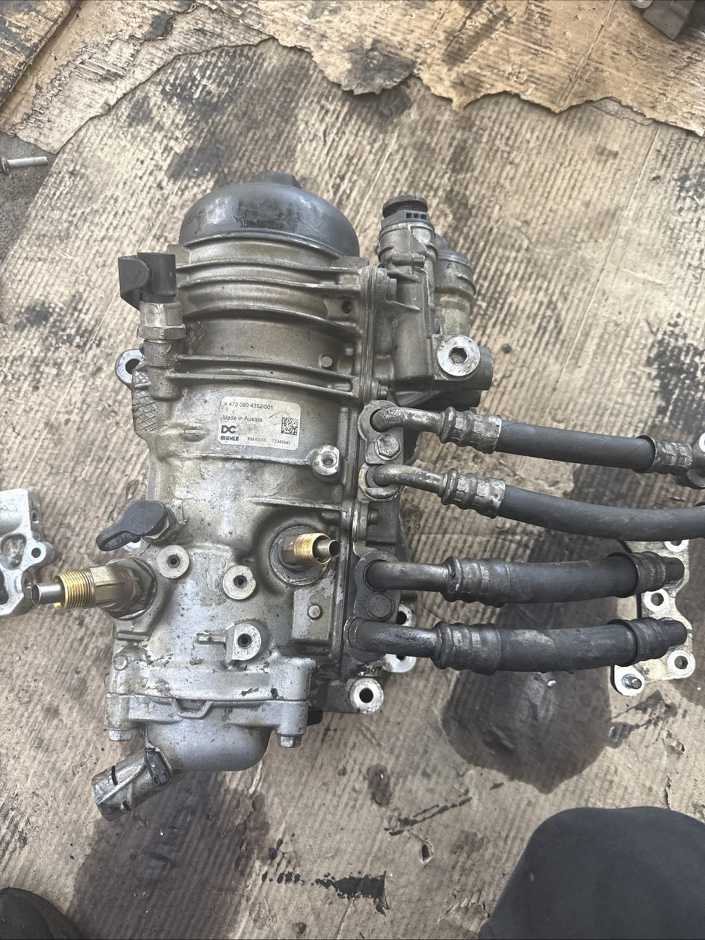 DETROIT DIESEL FUEL FILTER HOUSING A473 090 4352/001