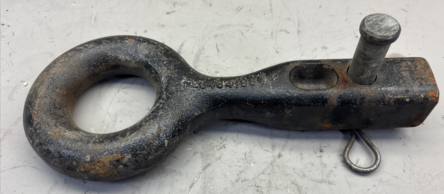 OEM GENUINE VOLVO TOW EYE HOOK LOOP 20434198