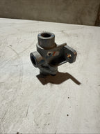 BENDIX AIR BRAKE CHECK VALVE T-239672-D, 5016115, 5019353 NOS