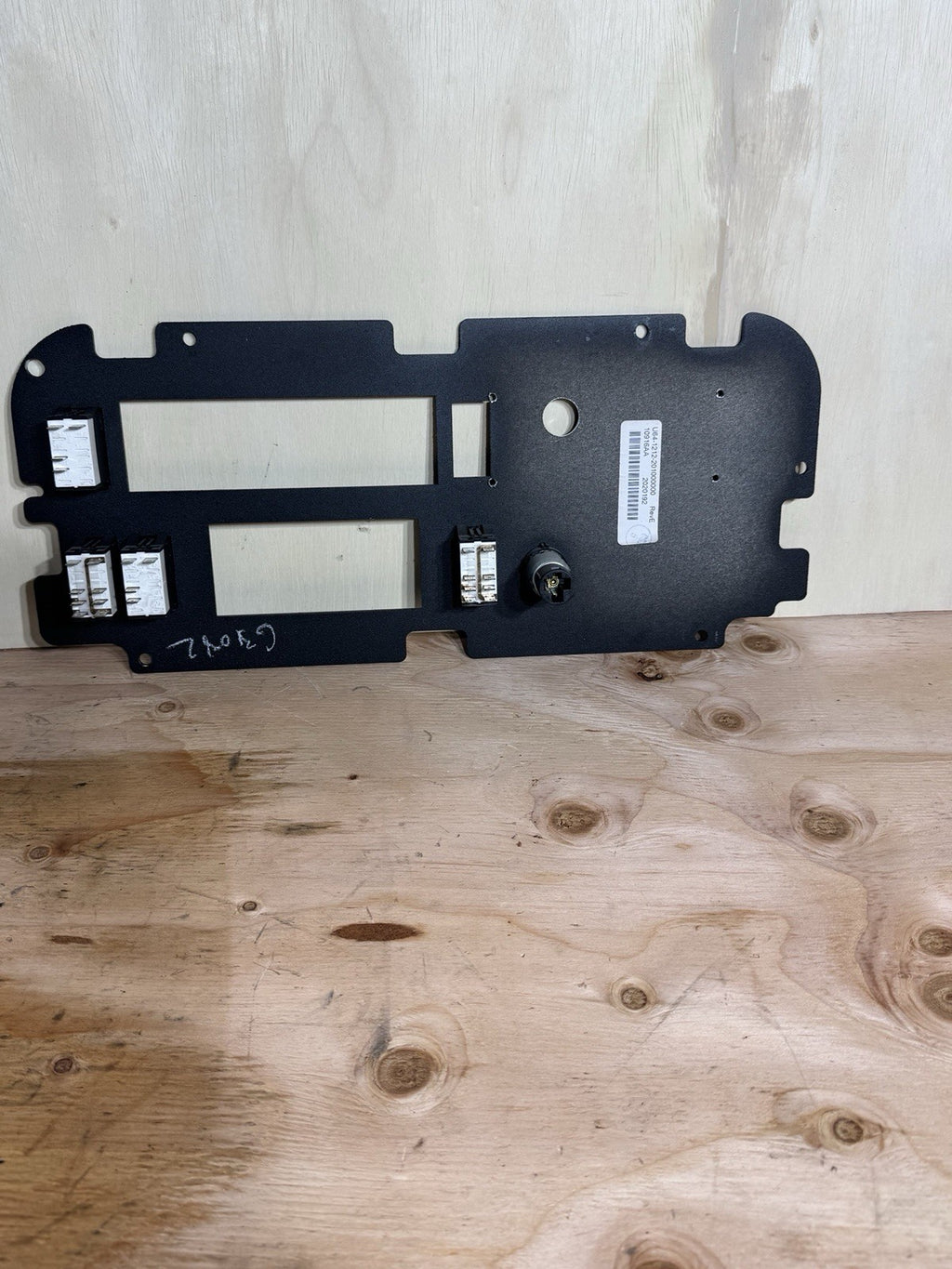 2021cKenworth T680 Sleeper Control Panel Assembly P/N U64-1212-201000000