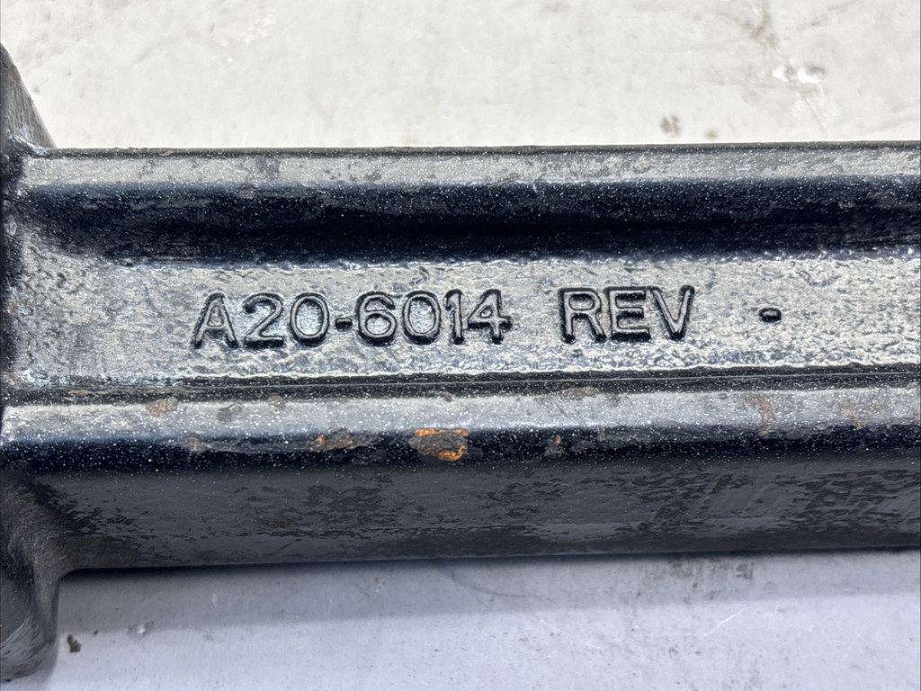 GENUINE PACCAR A20-6014 REV KENWORTH PETERBILT TOW HOOK W/O PINS 14264AA