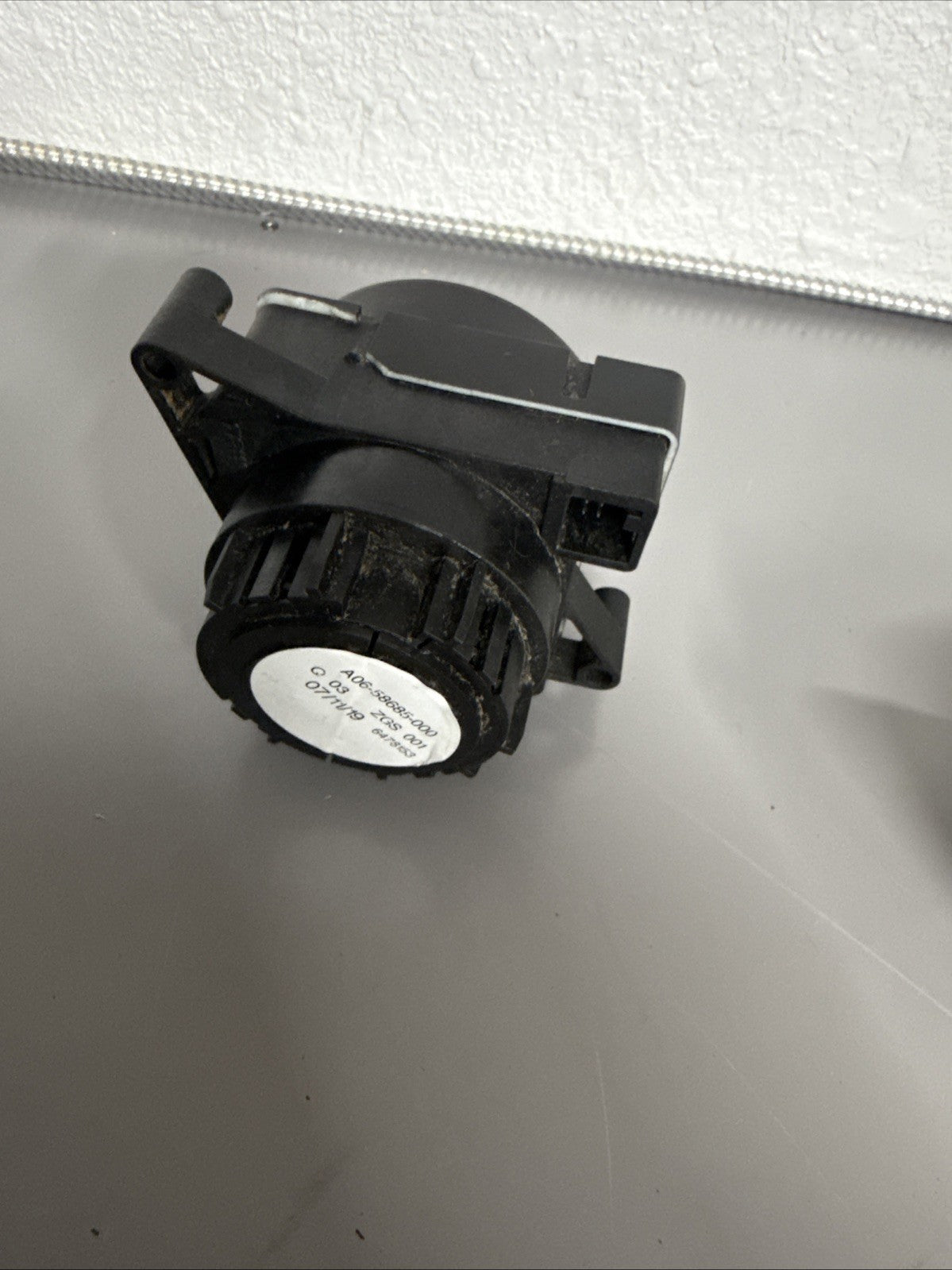 OEM Original Freightliner Headlight Switch A06-58685-000 Small Damage
