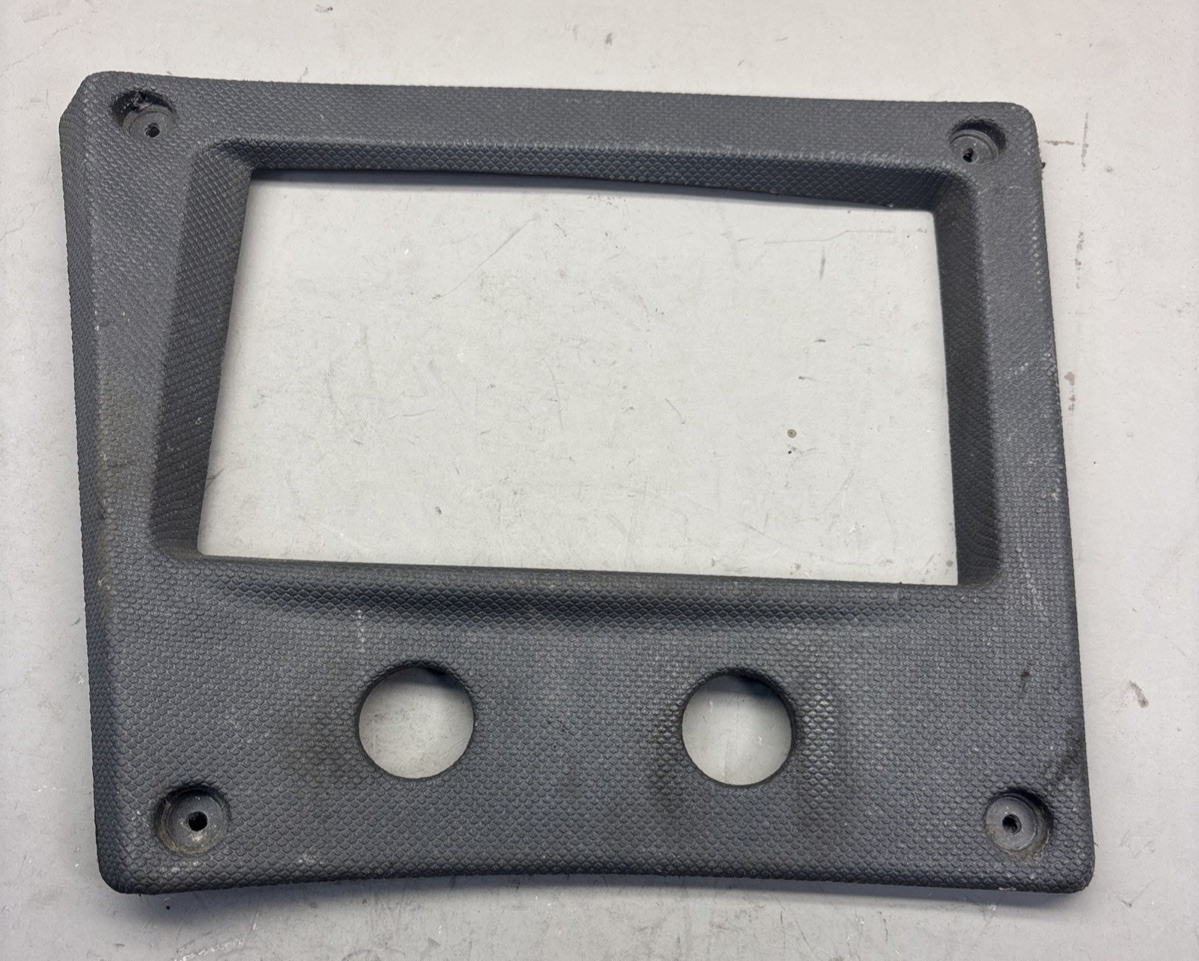 Freightliner Cascadia 113 125 Dashboard Radio Trim Panel Gray 22-60558-000