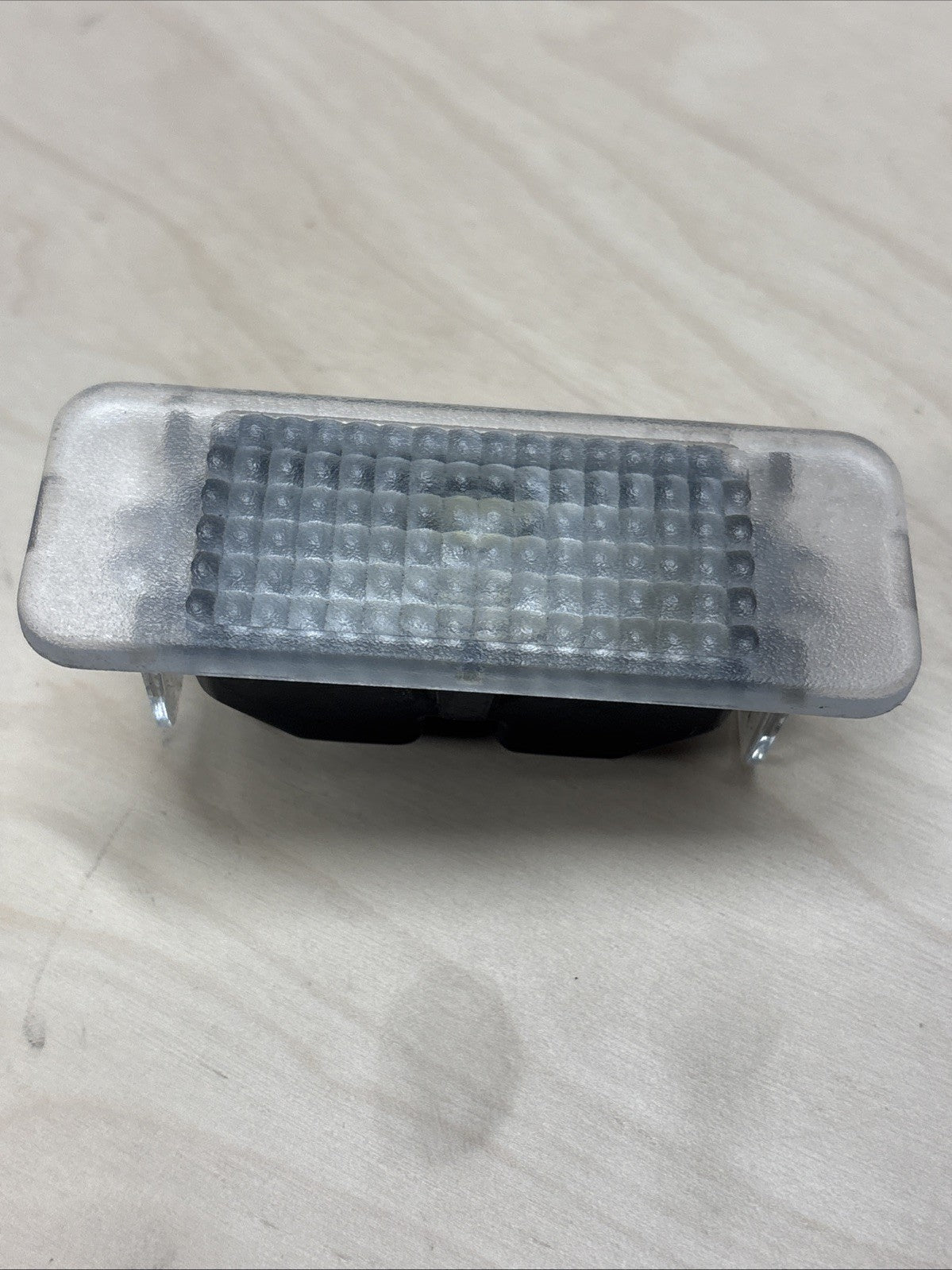 2018-2024 VOLVO VNL 760 FRONT LEFT / RIGHT DOOR INTERIOR COURTESY LAMP LIGHT OEM
