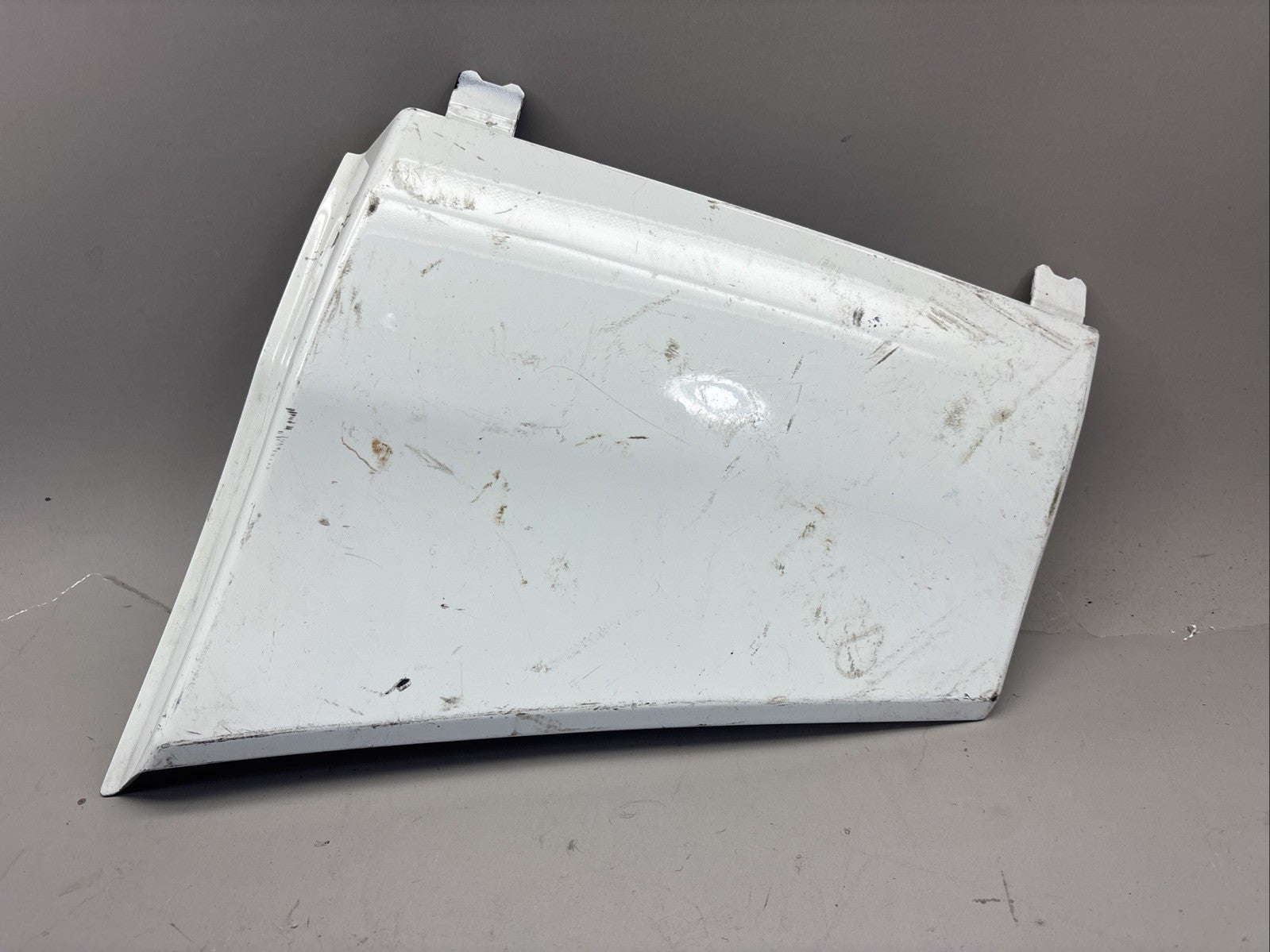 2019-2023 VOLVO VNL 760 FRONT RIGHT PASSENGER SIDE BUMPER TOW HOOK COVER OEM