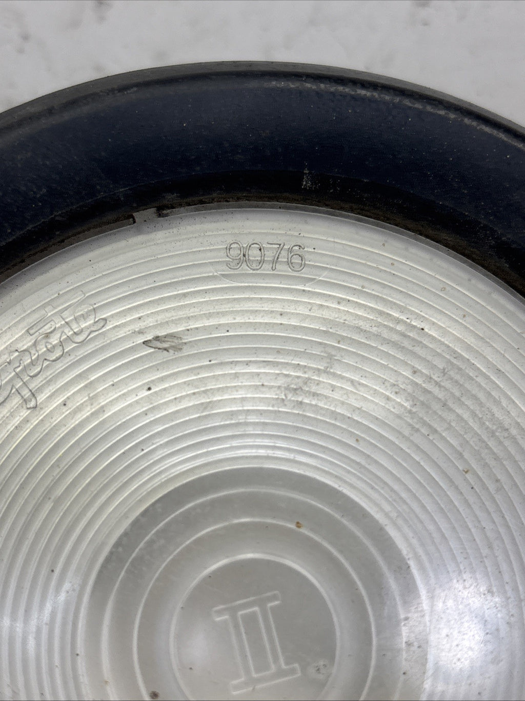 Grote 9076 Lexan Torsion Mount II