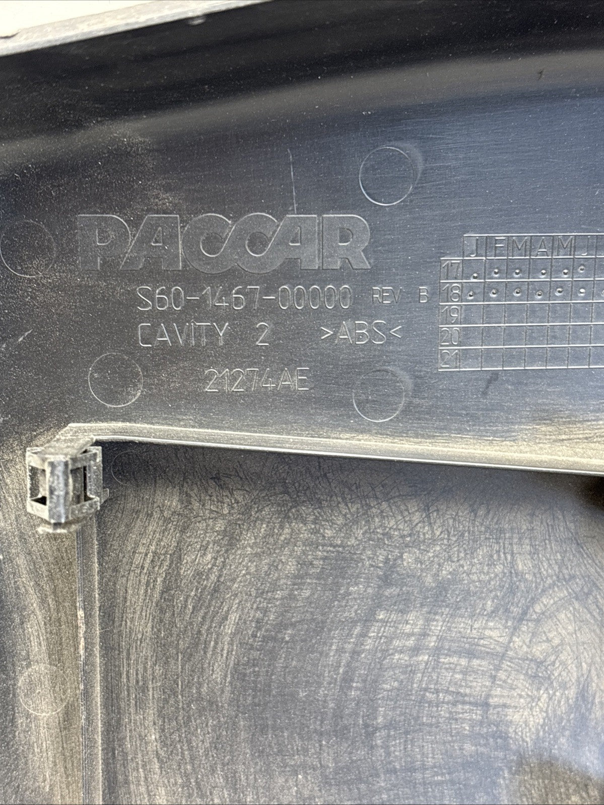 PACCAR S60-1467-00000 Kenworth S60-1467-10611 Council Trim Cover