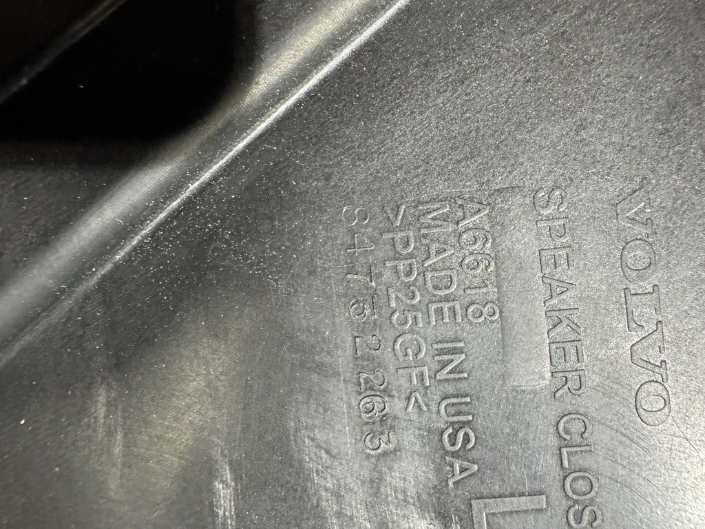2018-2024 Volvo VN/VNL Inner Door Panel (LH)