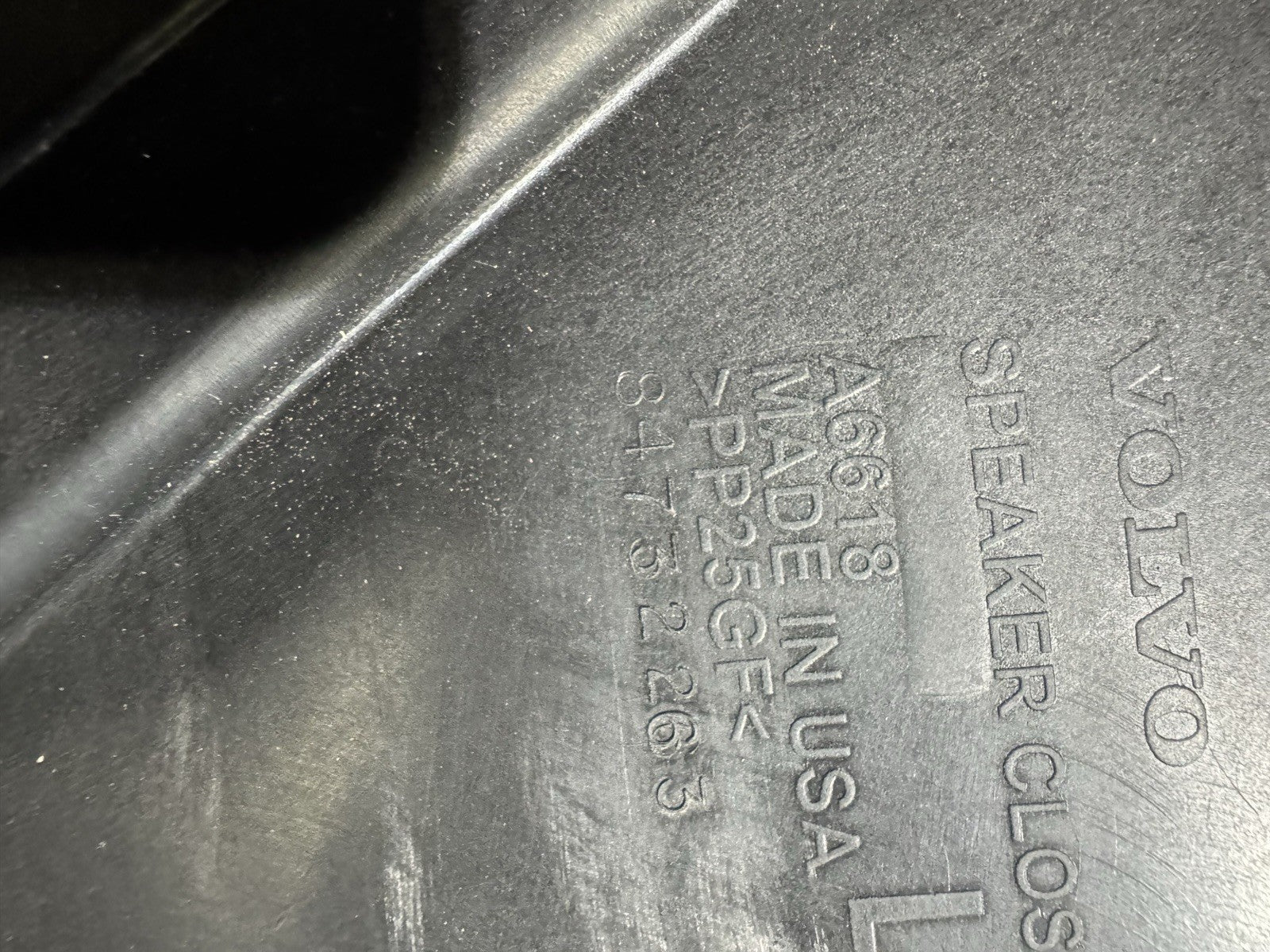 2018-2024 Volvo VN/VNL Inner Door Panel (LH)