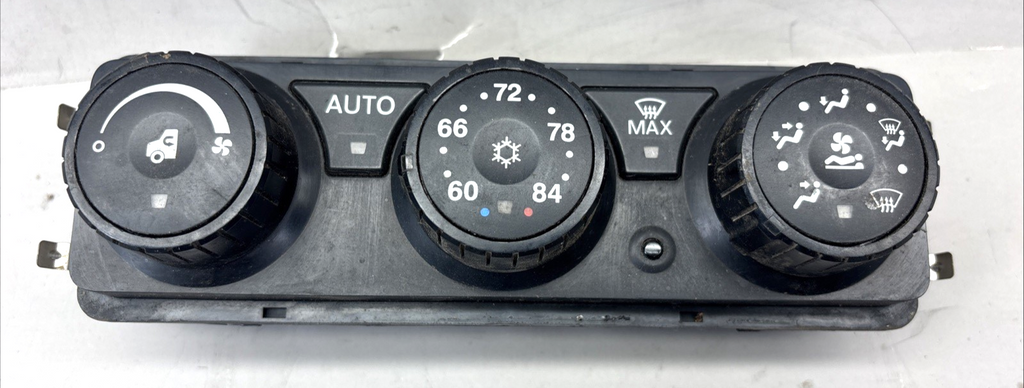 PACCAR F21-1028-2381 HVAC Control Assembly A/C TEMPERATURE CONTROLER