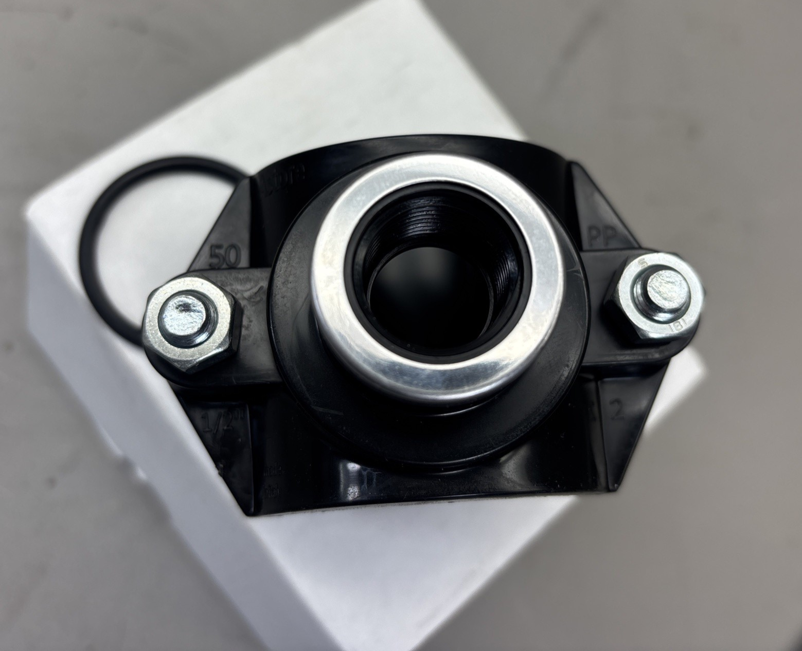 Hanna injector saddle for 50mm diameter  1/2" thread BL120-250
