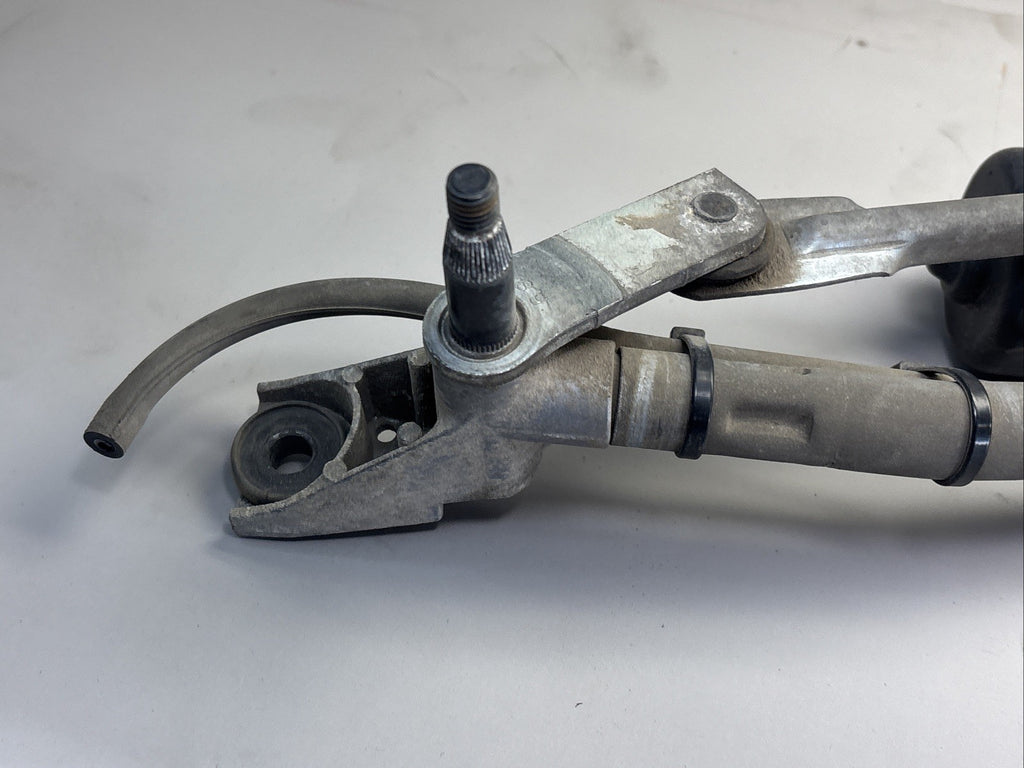 OEM FREIGHTLINER LINKAGE & MOTOR ASSEMBLY WINDSHIELD WIPER A22-72752-002 W302256