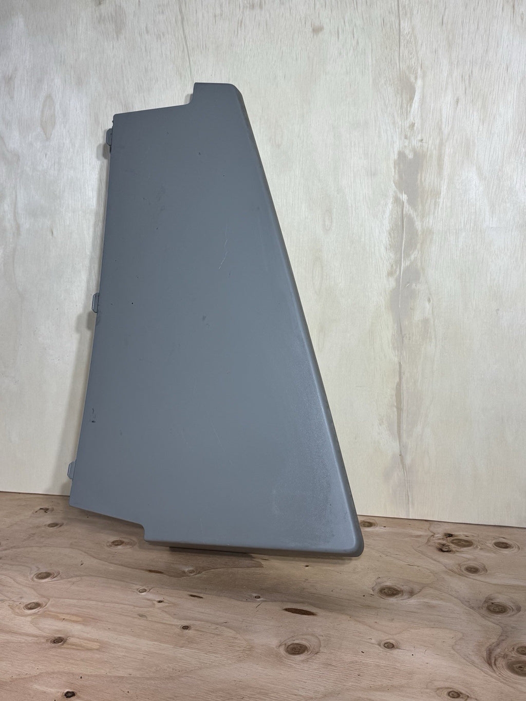 PACCAR Kenworth  Interior Cab Panel  PN: U22-1132-661.    U22-1132-000