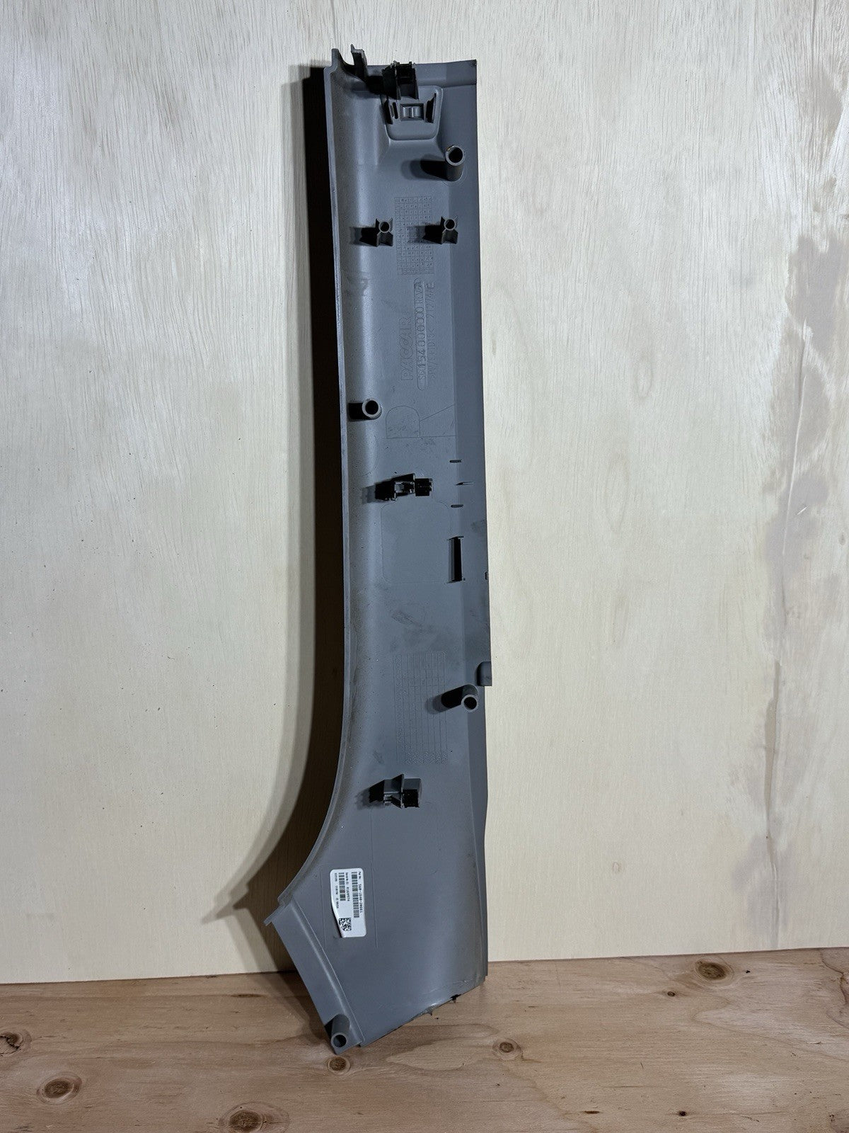 KENWORTH T680 T880 TRIM-COVER, OVER DOOR, RH S60-1540-20661