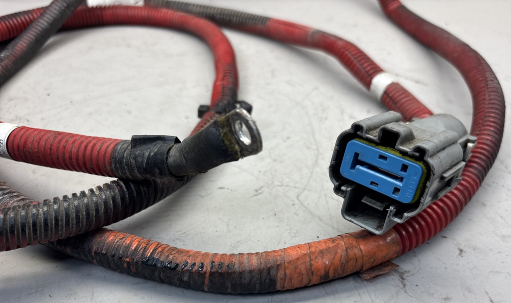 Paccar  Positive Battery Harness  P92-6096-3000