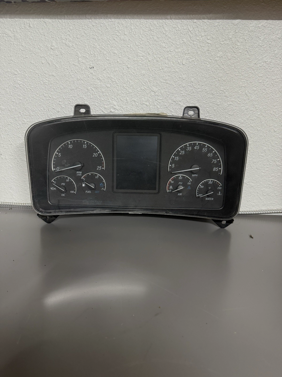 2020 Freightliner Cascadia Instrument Dash Cluster P/N A22-75412-200 677 miles